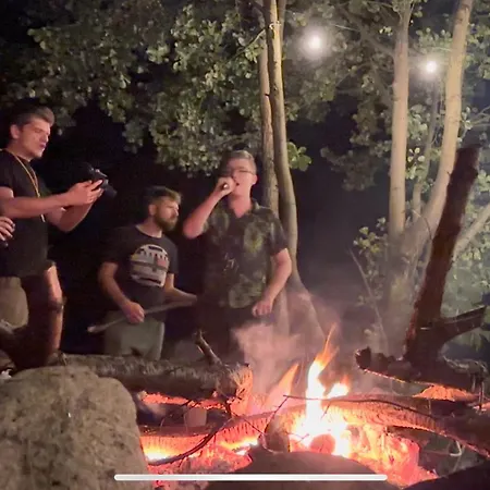 Wpadnij Do Lasu , Sosenka بيت للعطل